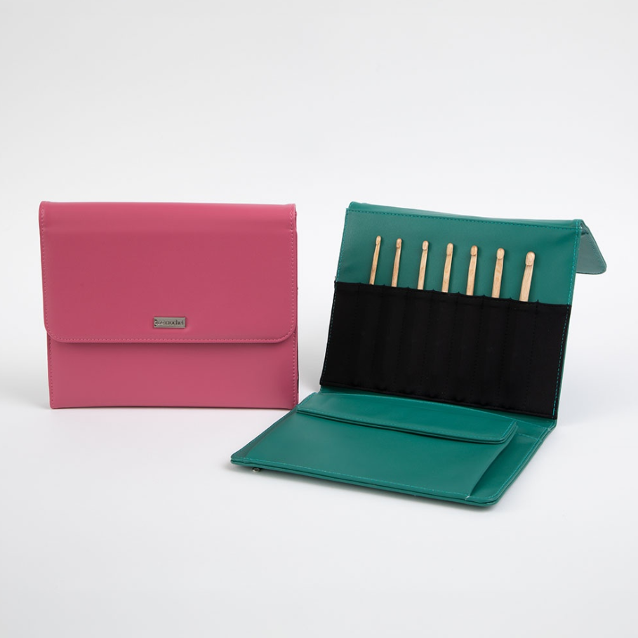 WeC Hook Clutch Dark Pink - Knit Picks