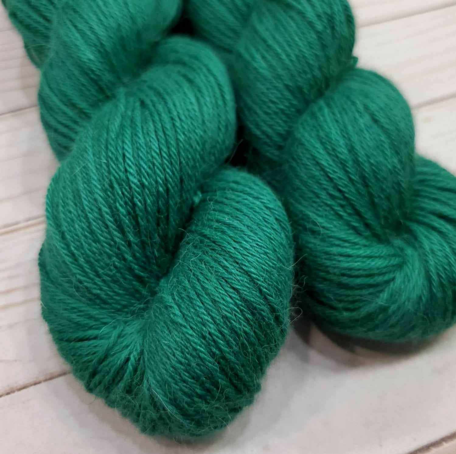 Esmeralda – Mini - Yax