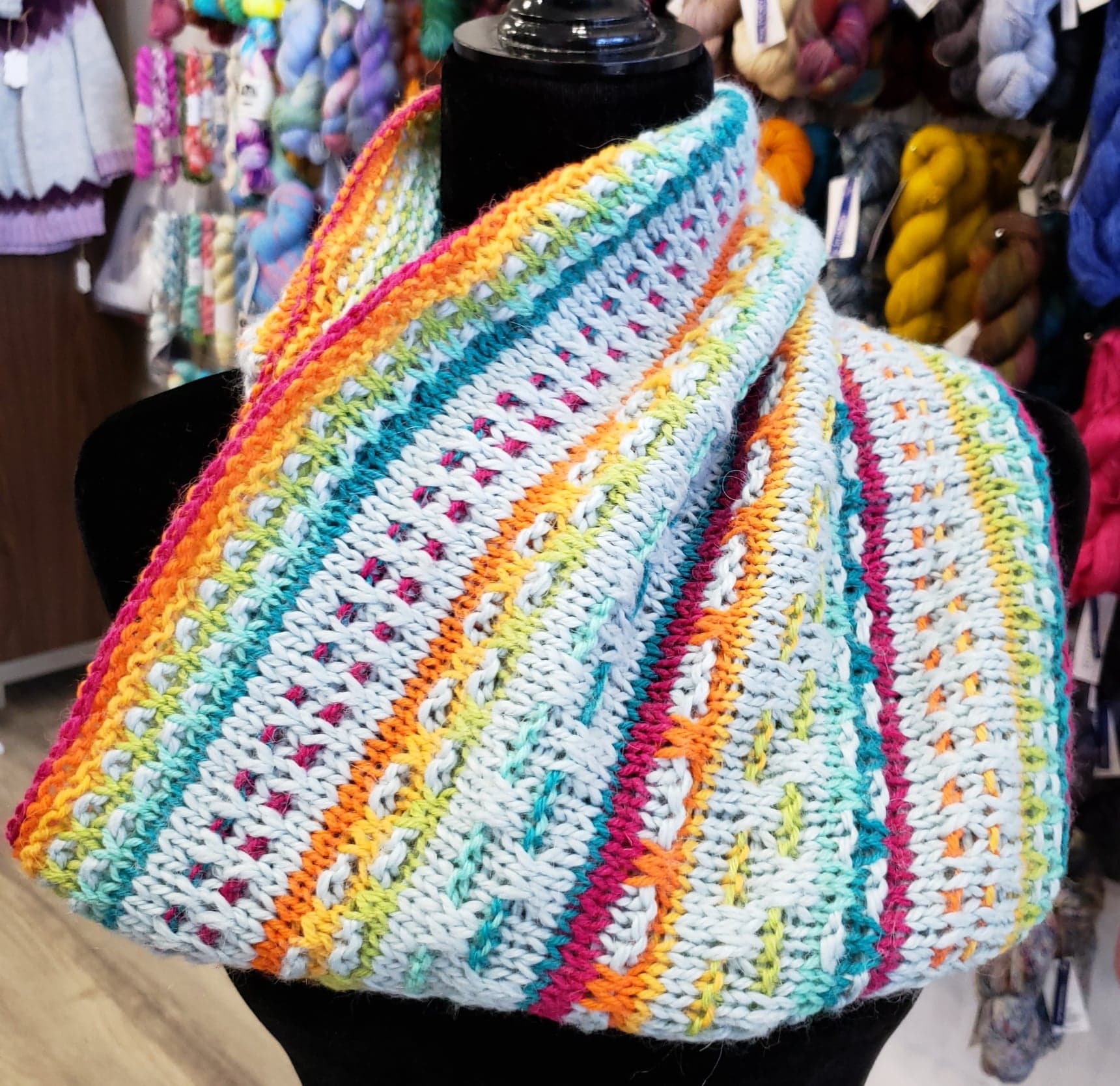 Digital Pattern:  Palindrome Cowl