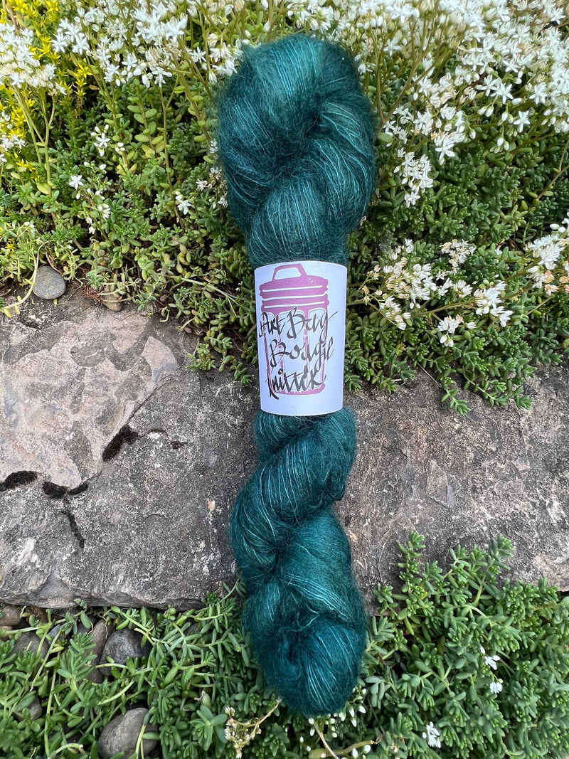 The Dirtbag Bougie Knitter Yarn