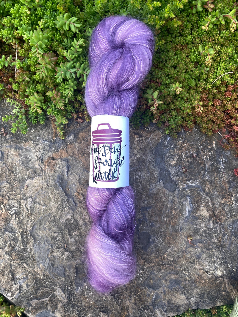 The Dirtbag Bougie Knitter Yarn